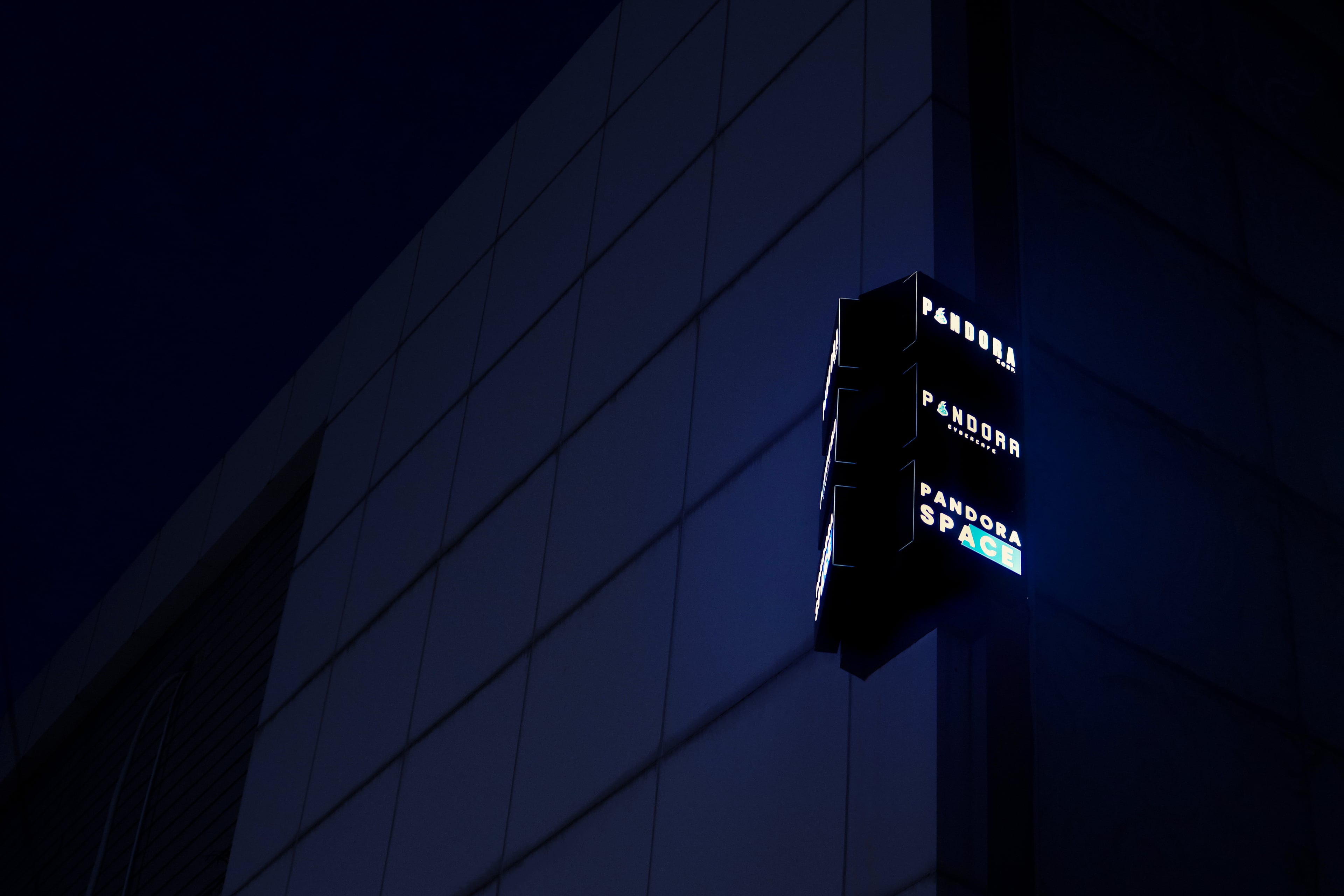 first-banner-image